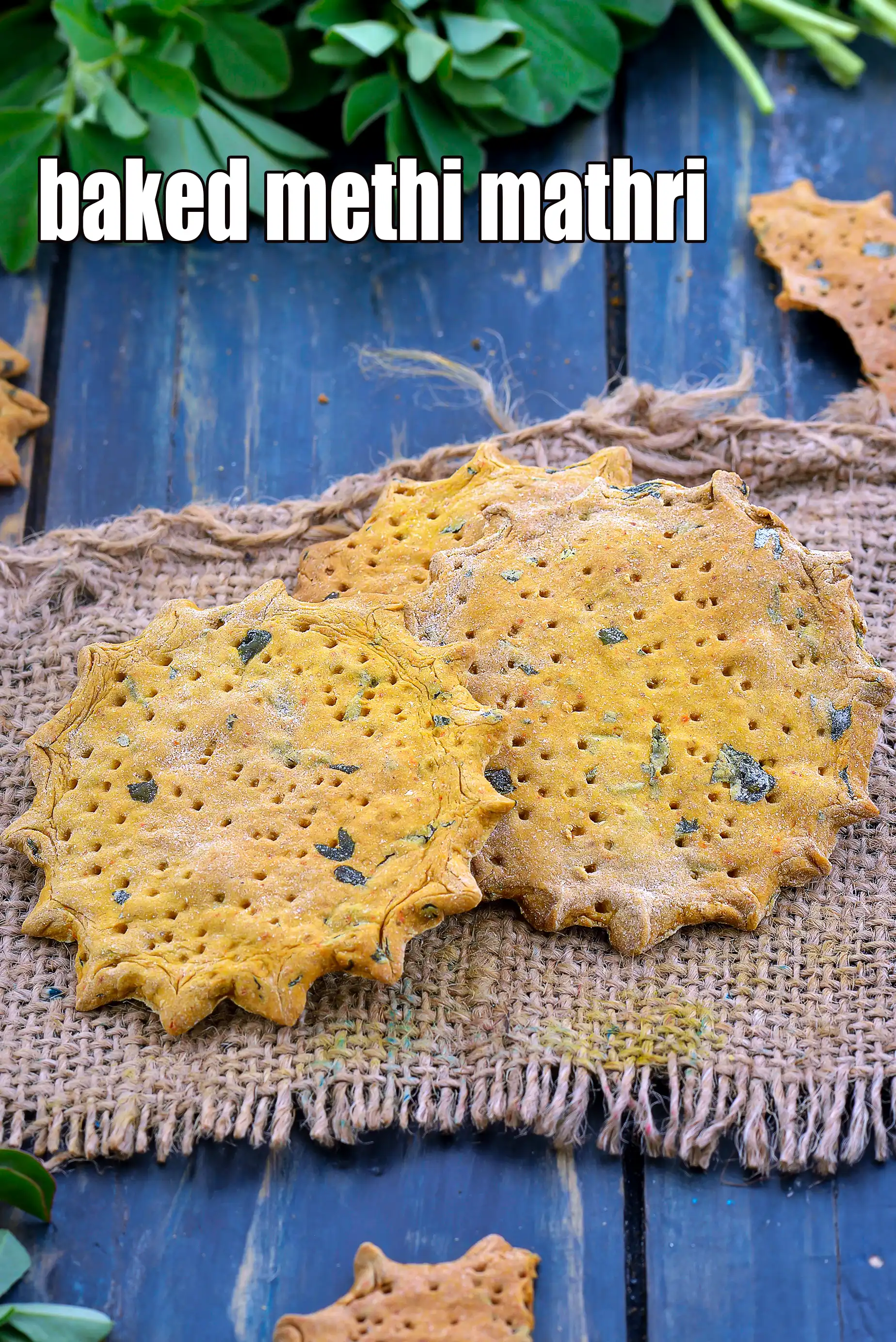 baked methi mathri recipe | healthy crispy methi mathri | baked mathari | healthy jar snack |