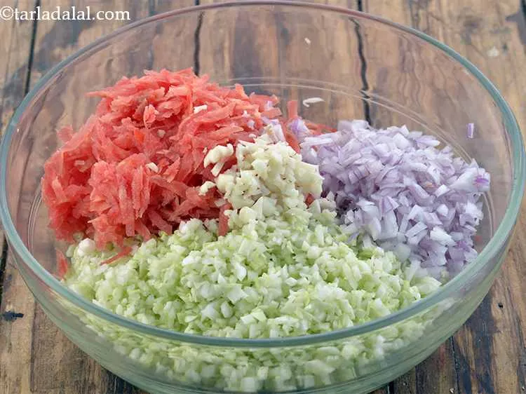 Step 5 – <p>Add the finely chopped garlic. You can even grate the garlic if you wish but …