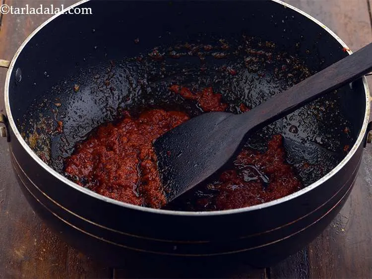 Step 9 – <p>Add the chilli-garlic paste and sauté on a medium flame for 1 to 2 minutes. …