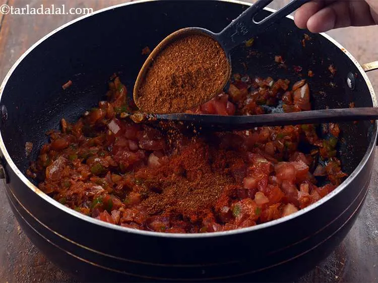 Step 14 – <p>Add the pav bhaji masala. While it is readily available in the amrket, here is …