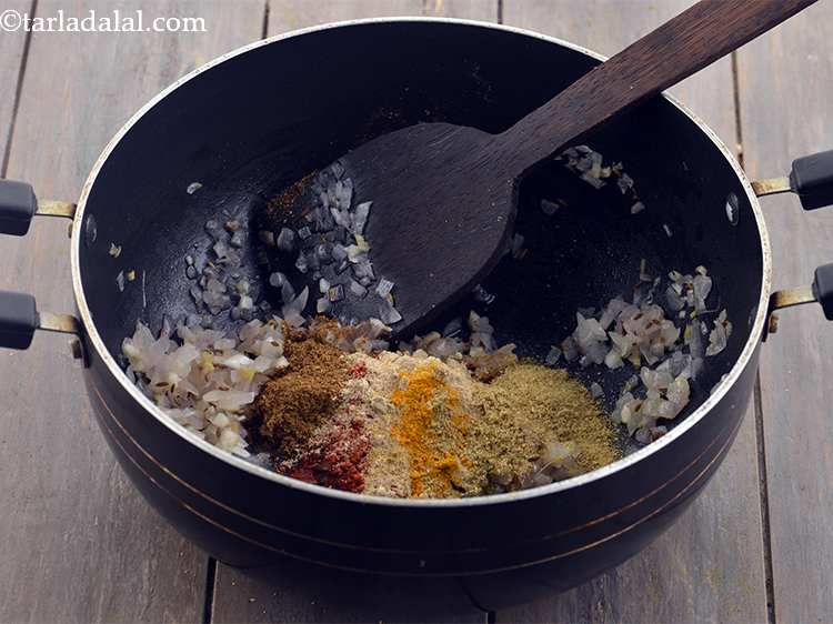 Step 23 – <p>Furthermore, add the coriander powder.&nbsp;</p>
