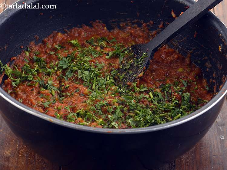 Step 26 – <p>Now add the coriander.</p>