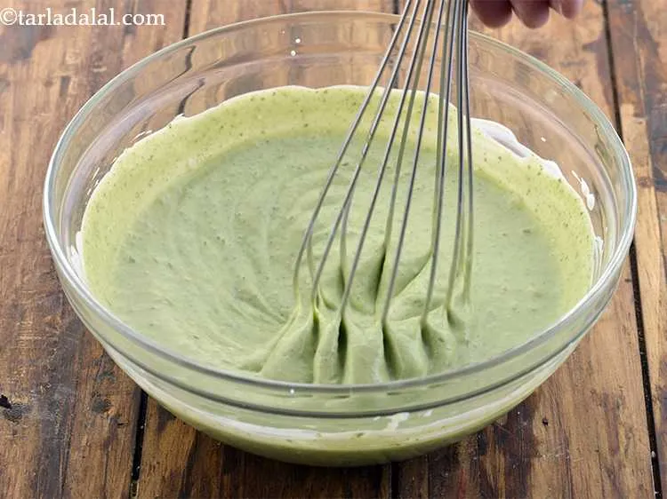 स्टेप 9 – जब तक पेस्ट दही के साथ ठीक से शामिल न …