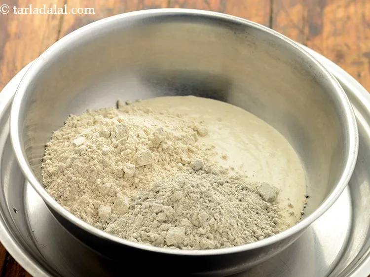 Step 16 – Add jowar aata.