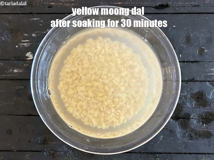 Step 7 – <meta charset="UTF-8" /> Yellow moong dal after soaking for 30 minutes.<br /> &nbsp;
