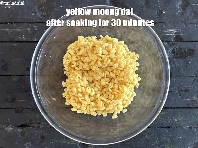 Step 9 – <meta charset="UTF-8" /> Yellow moong dal after soaking for 30 minutes.