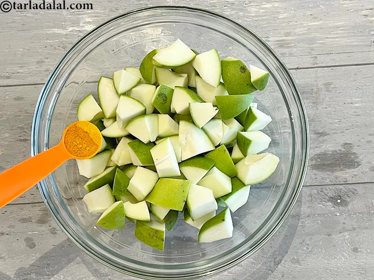 Step 7 – Add&nbsp;<meta charset="UTF-8" />1 tsp&nbsp;<a href="glossary-turmeric-powder-haldi-645i">turmeric powder (haldi)</a>.