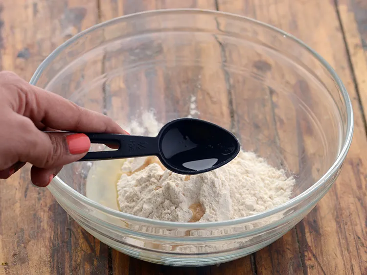 Step 3 – <p>Add oil.</p>