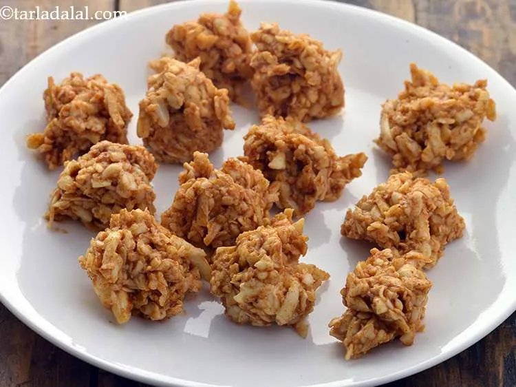 Step 12 – Divide the cheese stuffing into 12 equal portions and keep aside.