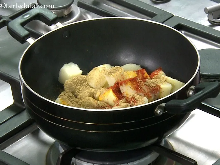 Step 11 – Add some coriander-cumin seeds powder.