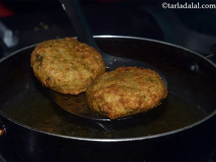 Step 27 – Deep-fry the balls till they are golden brown in colour from all the sides.