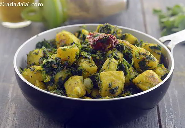 स्टेप 16 – फुल्का रोटियों के साथ <strong>आलू मेथी की सब्जी</strong> | <strong>आलू …