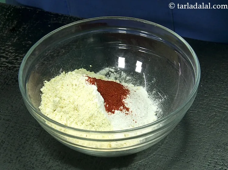 Step 8 – Add chilli powder for that much needed spice.