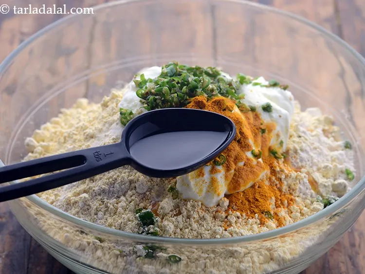 स्टेप 10 – तेल डालें।