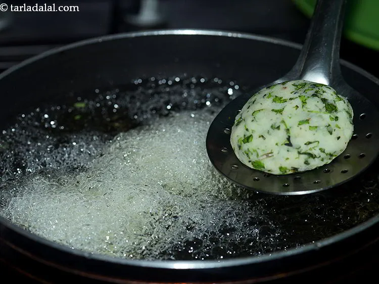 Step 14 – Heat the oil in a broad non-stick pan and deep-fry 4 tikkis at a time. …