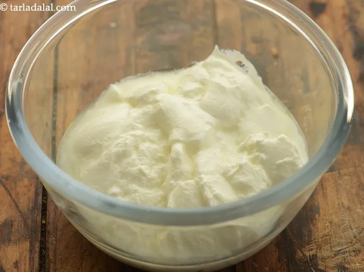 Step 2 – To make&nbsp;<strong>aloo tikki chaat recipe | Delhi style aloo tikki chaat | street style aloo …