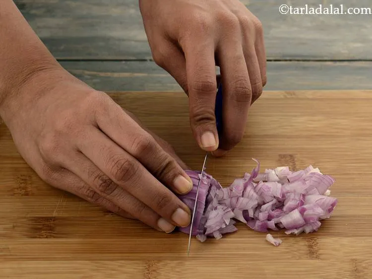 Step 6 – For making the&nbsp;<strong>aloo chaat recipe | Indian aloo chaat | aloo chaat using baby potatoes …