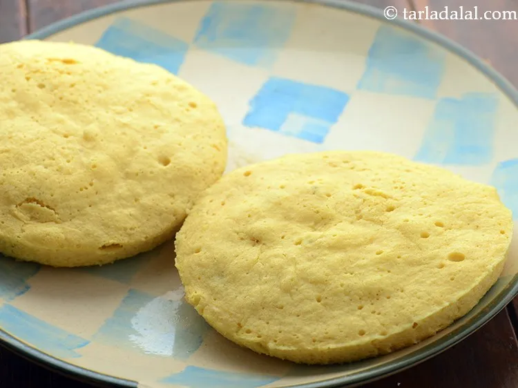 Step 15 – Repeat with the remaining batter to make one more batch of <strong>khaman dhoklas</strong>.