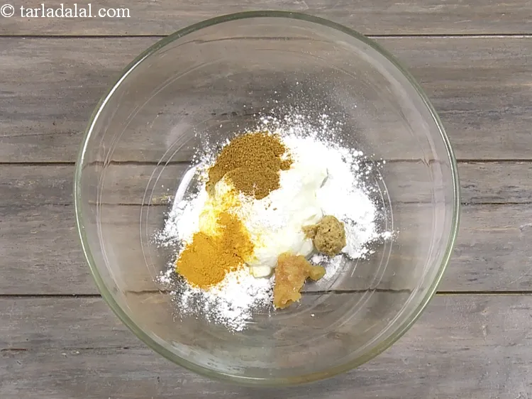 Step 8 – Add 1 tsp&nbsp;<a href="https://www.tarladalal.com/glossary-kitchen-king-masala-1037i">kitchen king masala</a>.