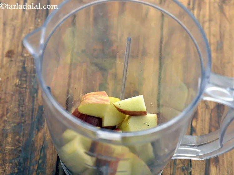 Step 4 – Transfer the apple cubes into a mixer jar.