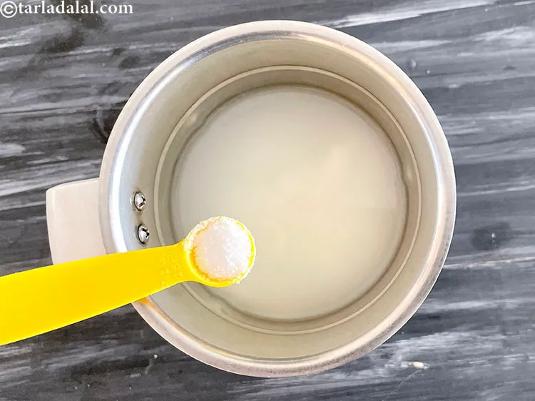 स्टेप 11 – स्वादानुसार नमक डालें।