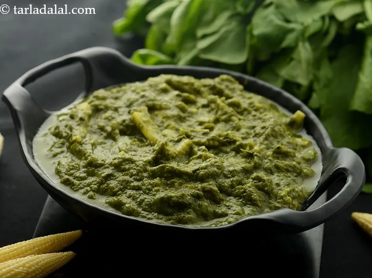 Step 28 – Serve&nbsp;<strong>baby corn palak | healthy&nbsp;baby corn palak sabzi&nbsp;| Indian style baby corn spinach curry |&nbsp;</strong>hot …