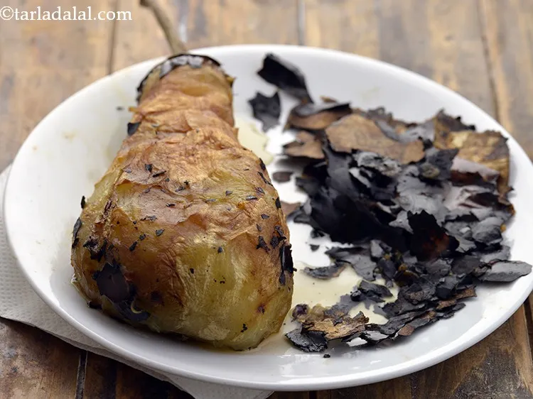 Step 5 – Peel the charred skin and discard it. If you find small bits of burnt skin …