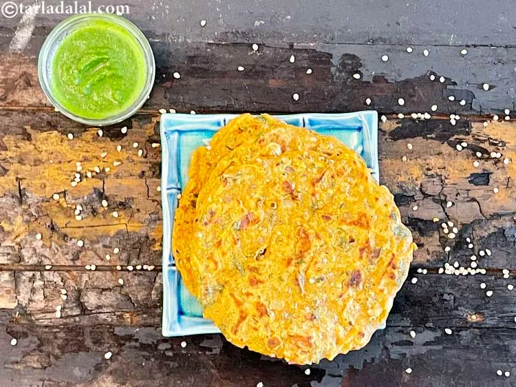 स्टेप 34 – <a href=""https://www.tarladalal.com/healthy-green-chutney-hindi-32631r"" target=""_blank""><strong>हेल्दी ग्रीन चटनी</strong></a> के साथ तुरंत परोसें। आप …