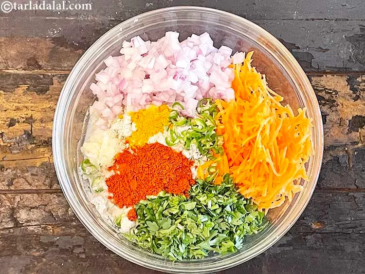 Step 24 – Add&nbsp;<meta charset="UTF-8" />1&nbsp;tsp&nbsp;<a href="glossary-chilli-powder-red-chilli-powder-339i">chilli powder</a>.