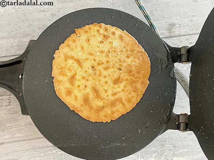 Step 38 – Repeat to make 6 more <strong>bajra khakhras |&nbsp;Indian style bajra til khakhra&nbsp;|&nbsp;bajre ka khakhra&nbsp;|&nbsp;healthy snack …