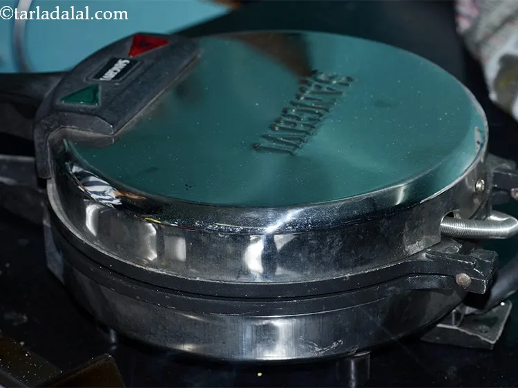 Step 30 – Close the lid and cook for 10 seconds. We want it to be cooked very …