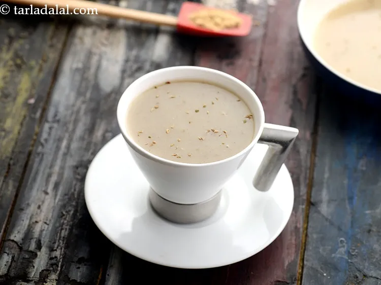 स्टेप 11 – <strong>बाजरा राब</strong> को तुरंत परोसें।