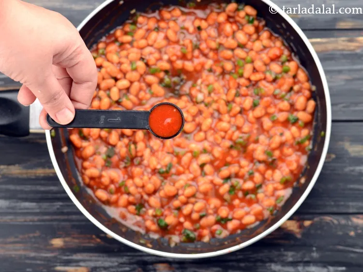 Step 19 – To make a spicy dip, add &frac12; tsp of hot garlic sauce or any spicy …