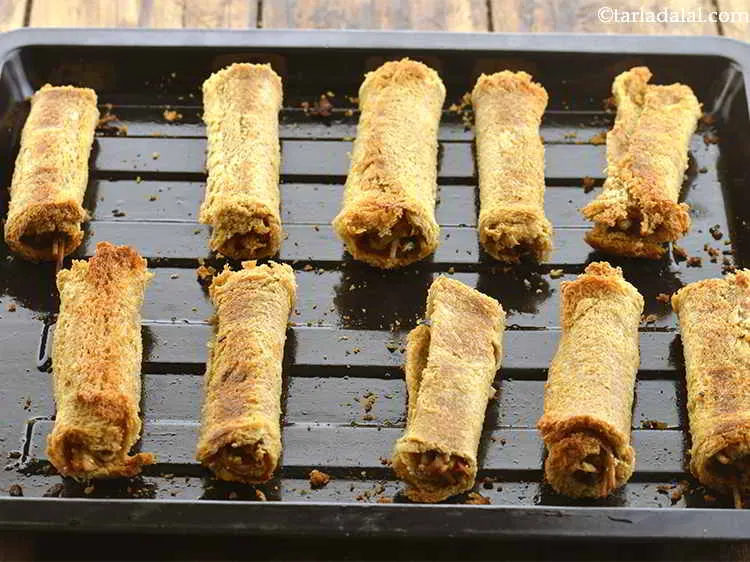 Step 31 – Bake in a pre-heated oven at 200&ordm;C (400&ordm;F) for 15 minutes.