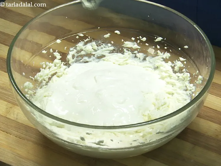 Step 10 – Next, add the fresh cream.