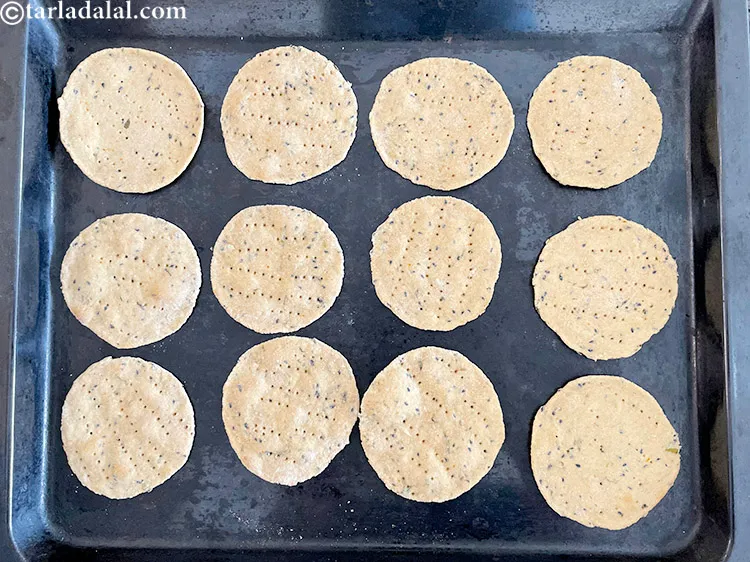 Step 29 – <meta charset="UTF-8" /> Bake in a pre-heated oven at 200&deg;c (400&deg;f) for 10&nbsp;minutes initially.