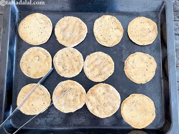 Step 30 – Remove from oven, flip over and bake for another 10 minutes&nbsp;or till they turn crisp.