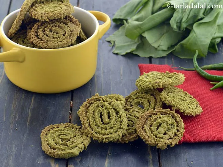 Step 14 – Cool the&nbsp;<strong>baked palak jowar murukku recipe | Indian baked jowar chakli | jowar murukku with …