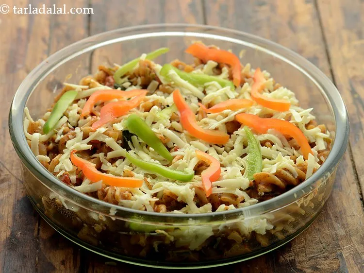 Step 34 – Top it with coloured capsicum strips.&nbsp;