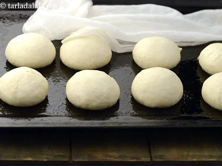 Step 46 – Repeat to shape the remaining 7 more stuffed vada pavs.