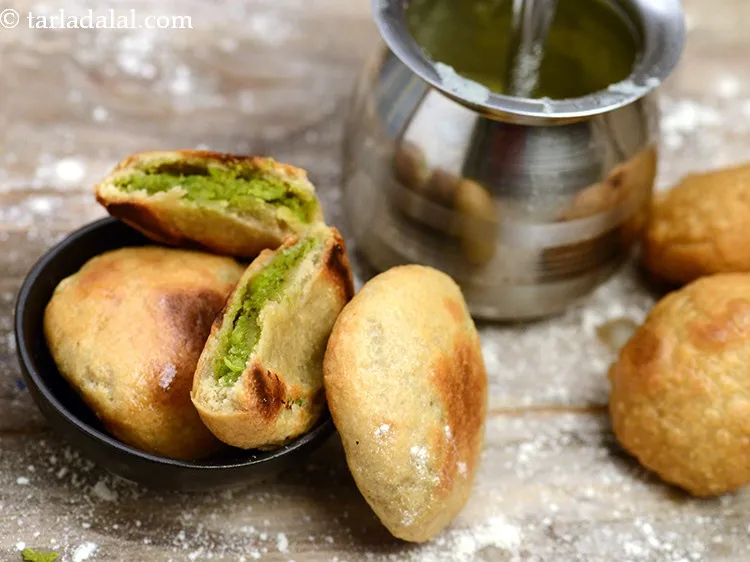 स्टेप 6 – भिन्नता के लिए, बेक्ड मसाला बाटी की हमारी विधि देखें। …