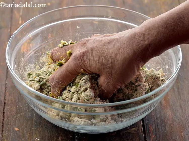 स्टेप 13 – सभी सामग्री को एक साथ मिलाएं।