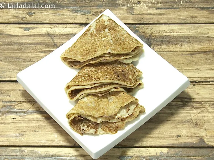 Step 16 – To assemble&nbsp;<strong>banana pancake with chocolate sauce recipe | pancakes with banana and chocolate sauce | …