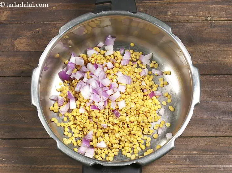 Step 6 – Add onions. If you are Jain, skip adding onions.