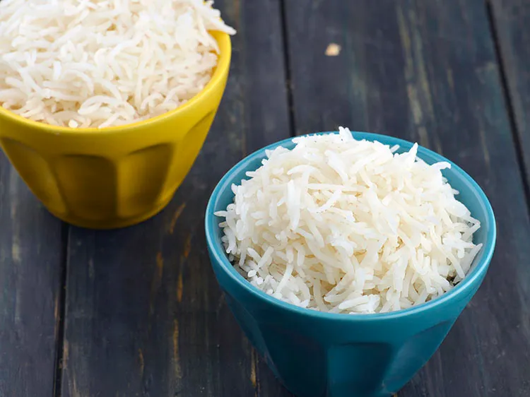 Step 13 – Learn <a href="https://www.tarladalal.com/basmati-rice-without-pressure-cooker-perfect-steamed-basmati-rice-4800r" target="_blank"><strong>how to make the perfect Basmati rice without pressure cooker </strong></a>in detail.