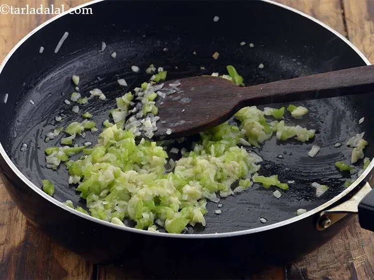 Step 7 – Saut&eacute; on a medium flame for 1 minute.