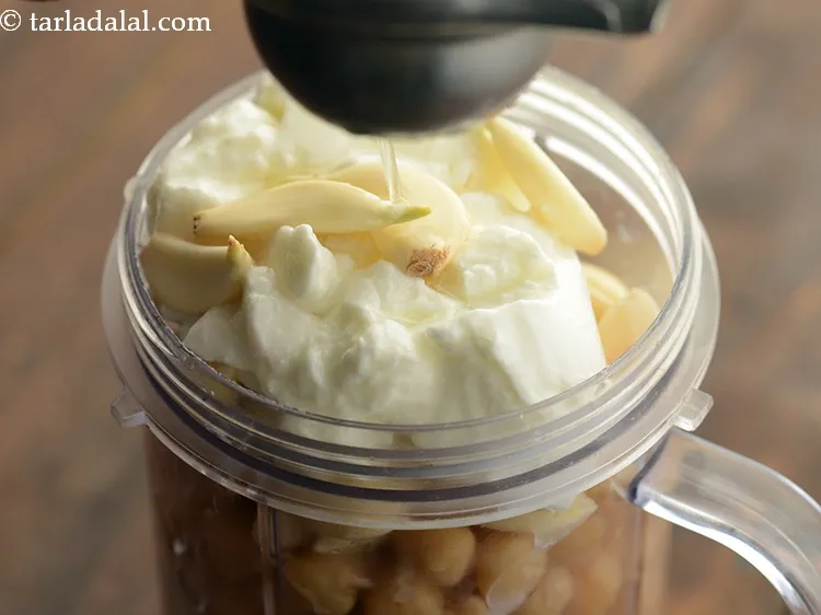 Step 8 – Add lemon juice.&nbsp;