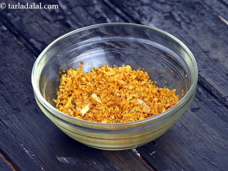 Step 31 – Add the coconut-garlic mixture.