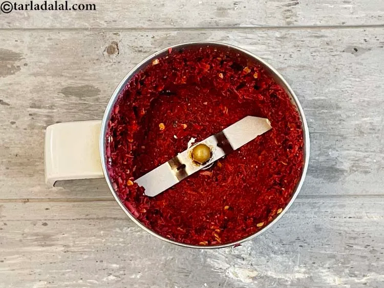 Step 24 – Blend again to a smooth paste.