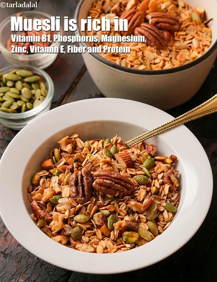 स्टेप 37 – <strong>मूसली<strong>&nbsp;</strong>में</strong><strong>&nbsp;</strong><strong>यह</strong><strong>&nbsp;</strong><strong>अधिक</strong><strong>&nbsp;</strong><strong>होता</strong><strong>&nbsp;</strong><strong>है।</strong><strong>&nbsp;</strong><strong>मैक्रोन्यूट्रिएंट्स</strong><strong>,&nbsp;</strong><strong>विटामिन</strong><strong>&nbsp;</strong><strong>और</strong><strong>&nbsp;</strong><strong>खनिज</strong><strong>&nbsp;</strong><strong>अवरोही</strong><strong>&nbsp;</strong><strong>क्रम</strong><strong>&nbsp;</strong><strong>में</strong><strong>&nbsp;</strong><strong>दिए</strong><strong>&nbsp;</strong><strong>गए</strong><strong>&nbsp;</strong><strong>हैं</strong><strong>&nbsp;(</strong><strong>उच्चतम</strong><strong>&nbsp;</strong><strong>से</strong><strong>&nbsp;</strong><strong>निम्नतम</strong><strong>)</strong><strong>।</strong> <ol> <li><a href=""https://www.tarladalal.com/recipes-for-rich-in-vitamin-b1-thiamine-in-hindi-language-1113"" target=""_blank""><strong>विटामिन</strong>&nbsp;<strong>बी</strong></a><strong><a href=""https://www.tarladalal.com/recipes-for-rich-in-vitamin-b1-thiamine-in-hindi-language-1113"" target=""_blank"">&nbsp;1</a>&nbsp;( Vitamin B1)&nbsp;:</strong>&nbsp;विटामिन बी …